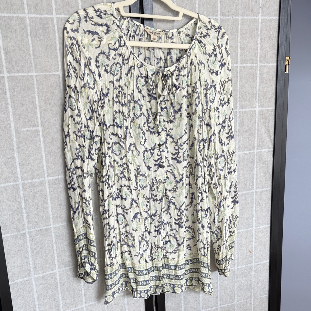 Lucky Brand Cream and Blue Patterned Tunic